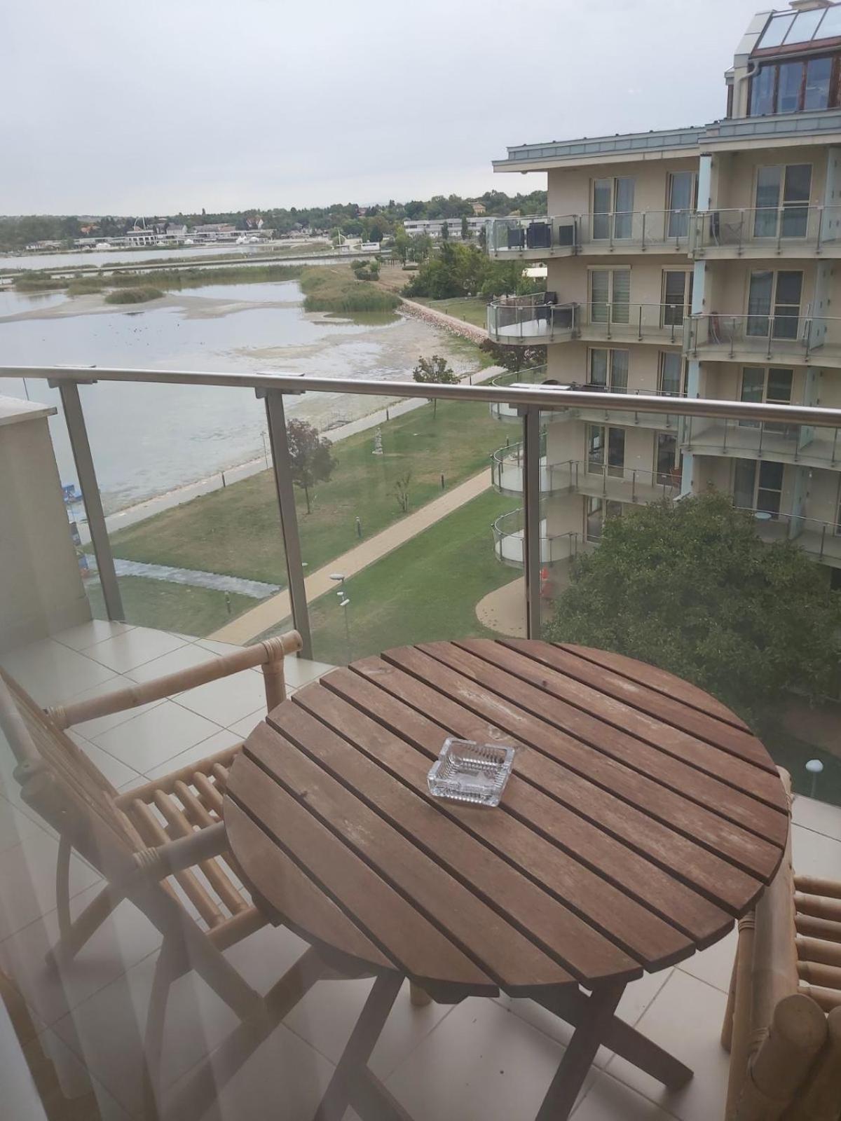Wellness Apartments In Velence Kültér fotó