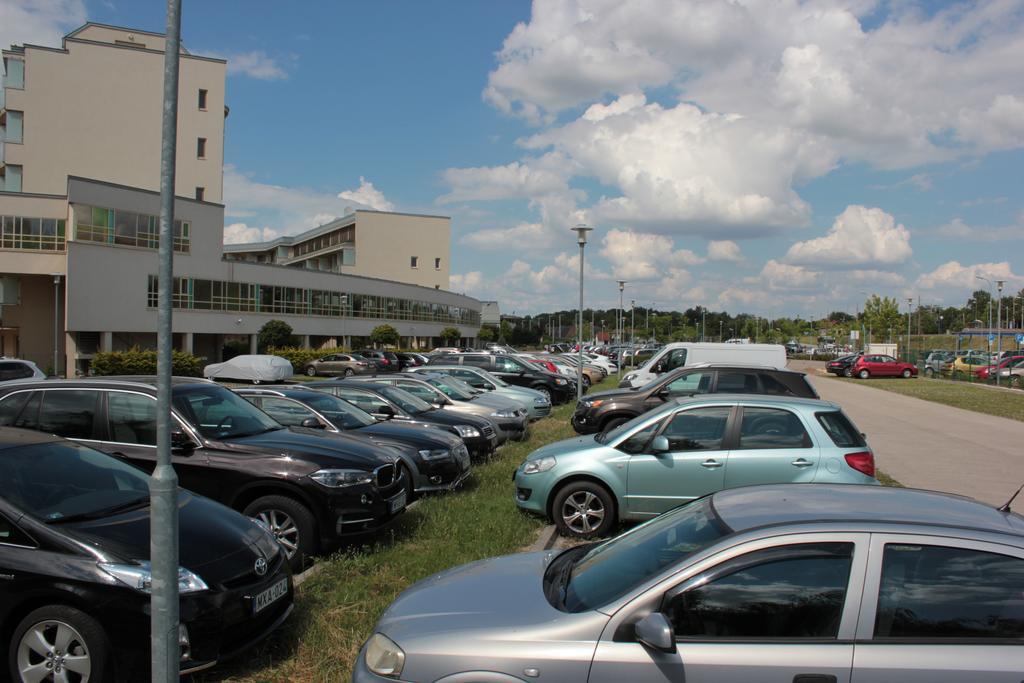 Wellness Apartments In Velence Kültér fotó